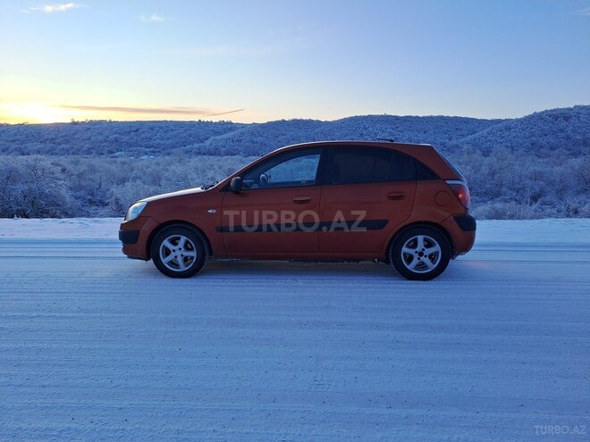 Kia Rio-9
