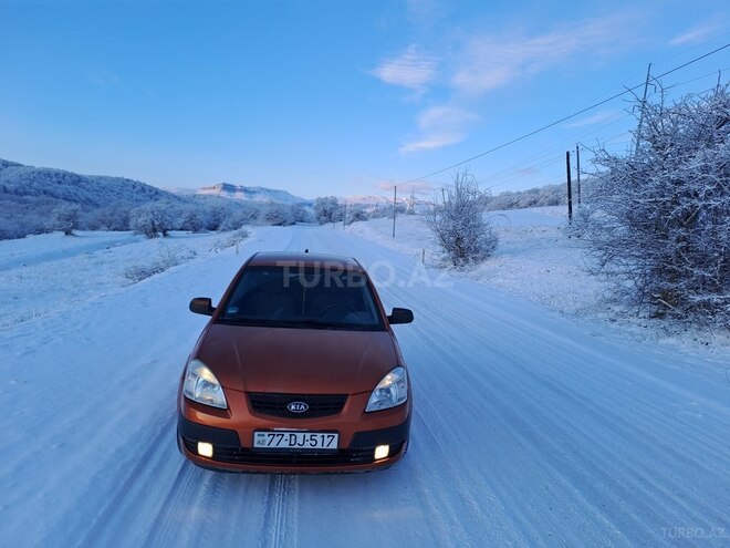 Kia Rio-1