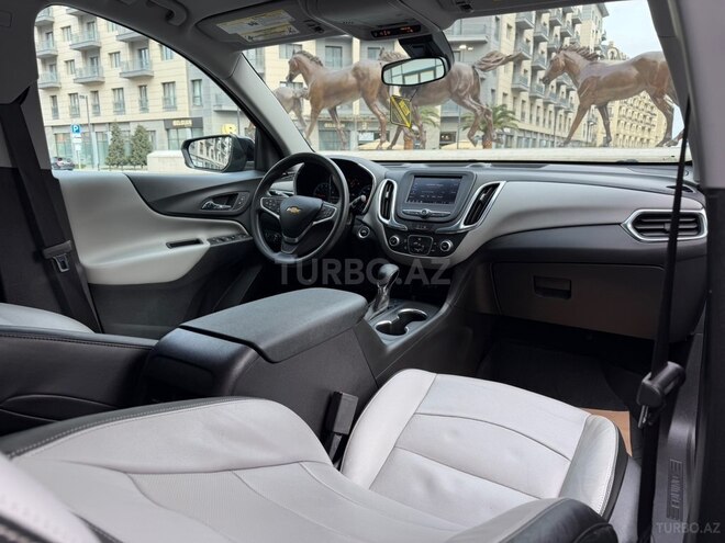 Chevrolet Equinox-12