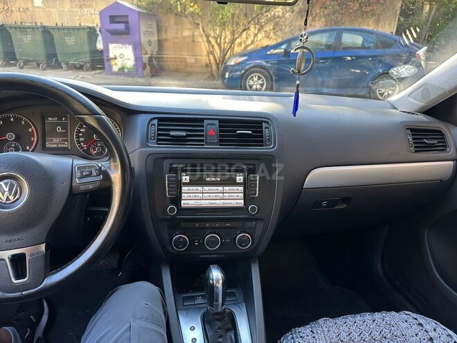 Volkswagen Jetta 2013, 176,000 km - 2.0 l - Bakı