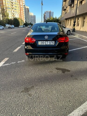 Volkswagen Jetta 2013, 176,000 km - 2.0 l - Bakı