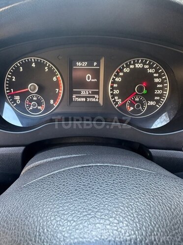 Volkswagen Jetta 2013, 176,000 km - 2.0 l - Bakı