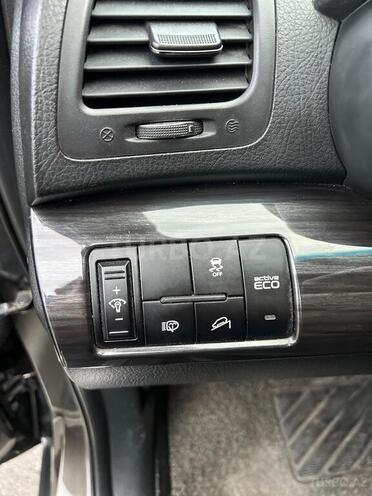 Kia Sorento 2011, 197,400 km - 2.0 l - Qax