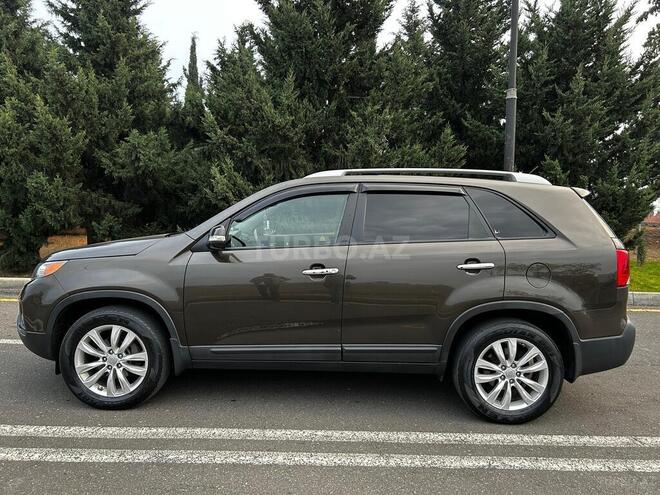 Kia Sorento 2011, 197,400 km - 2.0 l - Qax