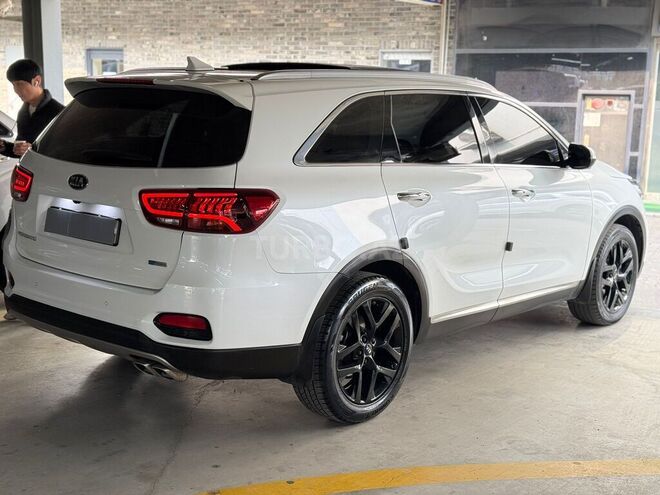 Kia Sorento-3