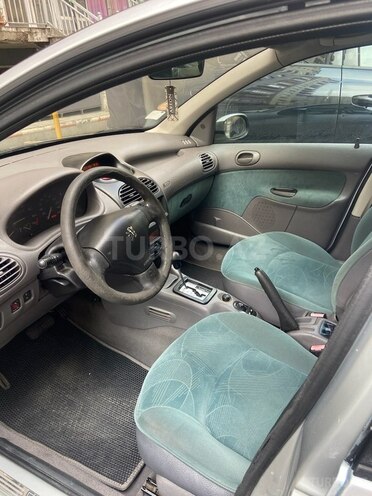 Peugeot 206-3
