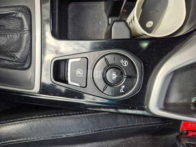 Hyundai i40-10