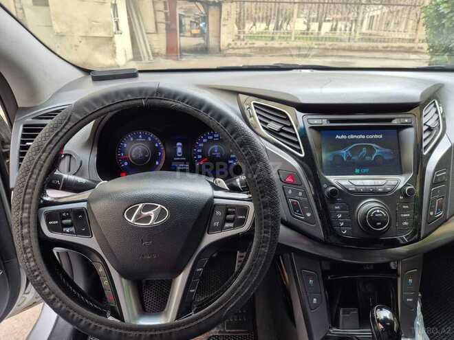 Hyundai i40-12