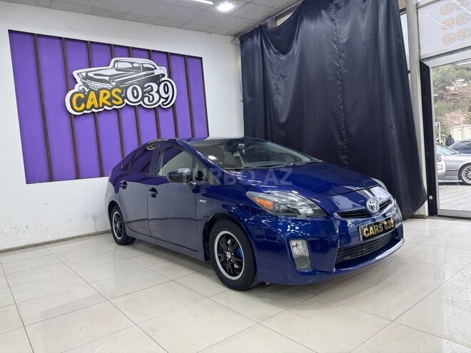Toyota Prius-2