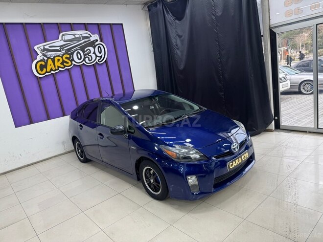 Toyota Prius-3