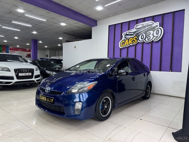 Toyota Prius-7