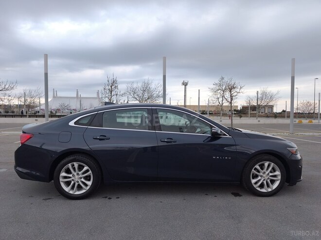 Chevrolet Malibu-9