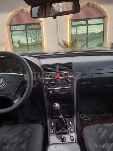 Mercedes C 220 1999, 325,000 km - 2.2 l - Bakı