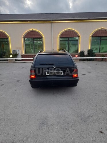Mercedes C 220 1999, 325,000 km - 2.2 l - Bakı
