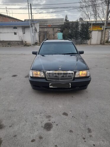 Mercedes C 220 1999, 325,000 km - 2.2 l - Bakı