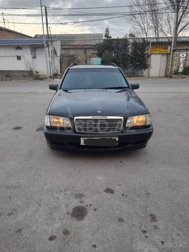Mercedes C 220 1999, 325,000 km - 2.2 l - Bakı