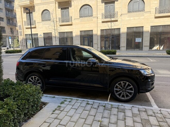 Audi Q7 2018, 170,000 km - 2.0 l - Bakı