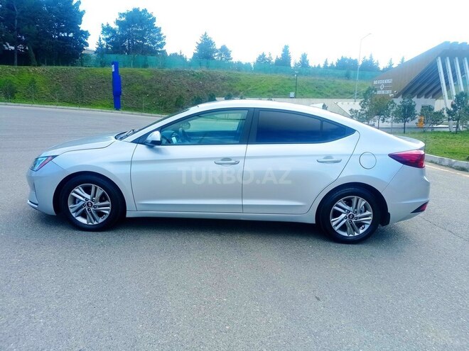 Hyundai Elantra 2019, 124,040 km - 2.0 л - Bakı