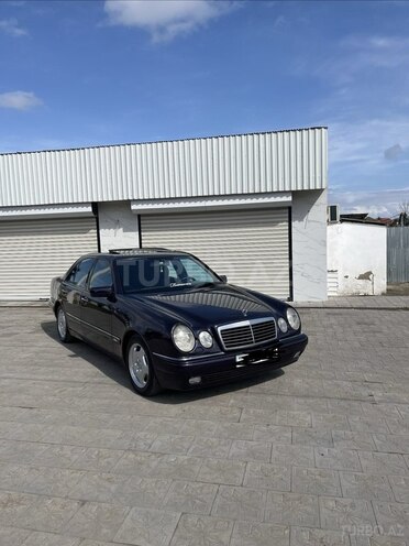 Mercedes E 240 1998, 258,000 km - 2.4 l - Bakı