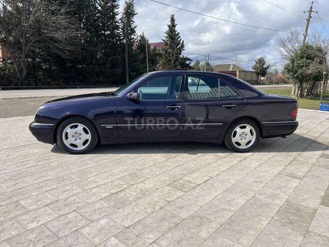 Mercedes E 240 1998, 258,000 km - 2.4 l - Bakı