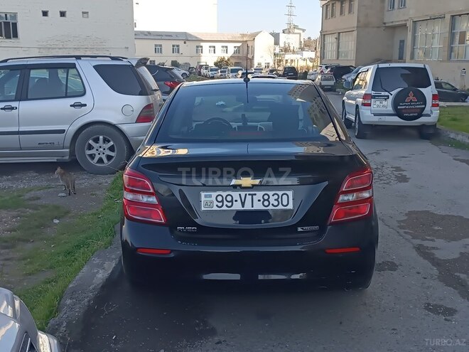 Chevrolet Aveo-4