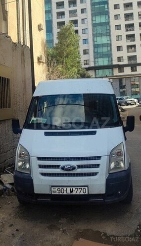 Ford Transit-1