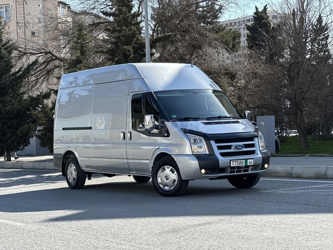 Ford Transit-2