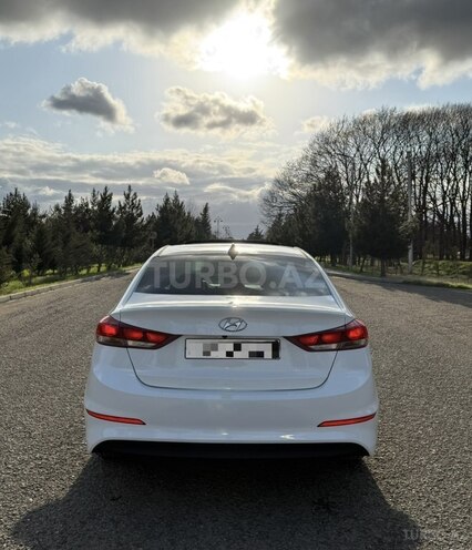 Hyundai Elantra 2017, 178,308 km - 2.0 л - Bakı