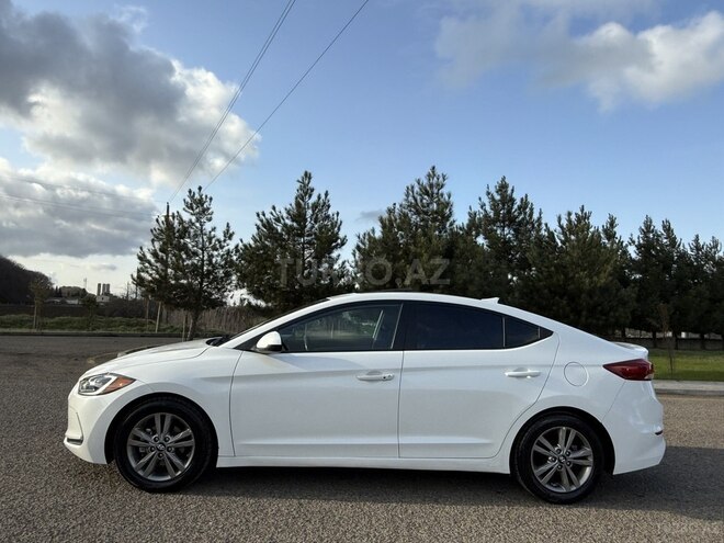 Hyundai Elantra 2017, 178,308 km - 2.0 л - Bakı