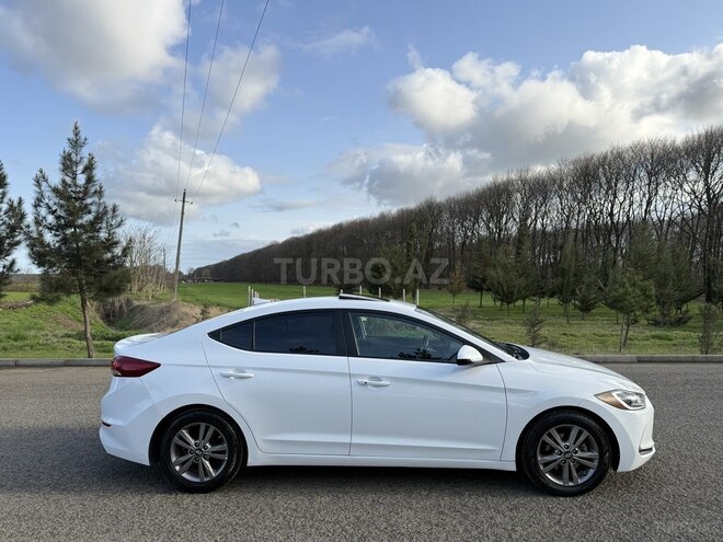 Hyundai Elantra 2017, 178,308 km - 2.0 л - Bakı