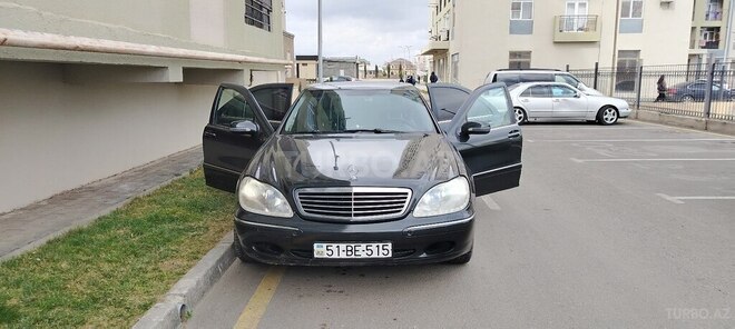 Mercedes S 320-1