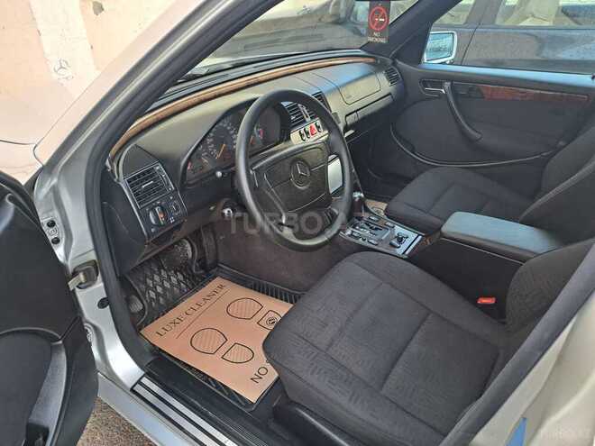 Mercedes C 240 1998, 250,000 km - 2.4 л - Bakı