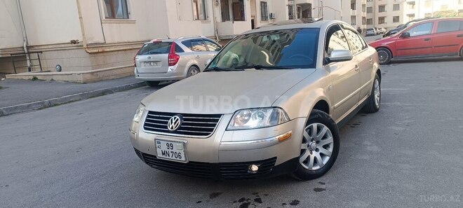Volkswagen Passat 2002, 285,582 km - 1.8 l - Bakı