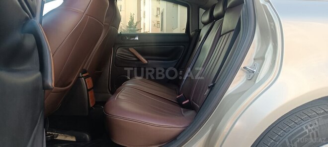 Volkswagen Passat 2002, 285,582 km - 1.8 l - Bakı