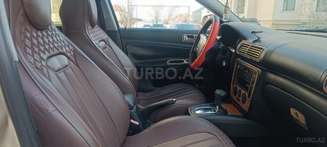 Volkswagen Passat 2002, 285,582 km - 1.8 l - Bakı