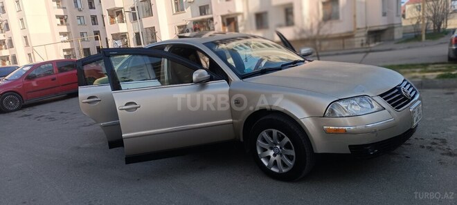 Volkswagen Passat 2002, 285,582 km - 1.8 l - Bakı