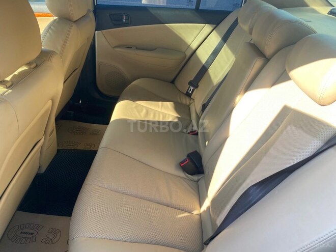 Hyundai Sonata-11
