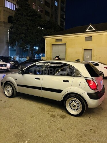Kia Rio-3