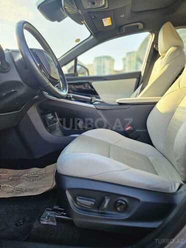 Toyota bZ4X-8