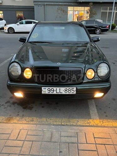 Mercedes E 300 1998, 420,000 km - 3.0 l - Bakı