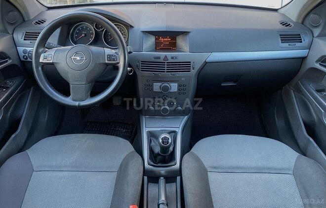 Opel Astra 2005, 306,000 km - 1.4 l - Bakı