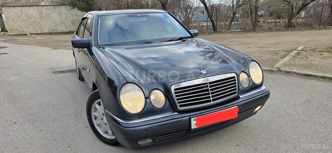 Mercedes E 240 1999, 286,100 km - 2.4 l - Sumqayıt