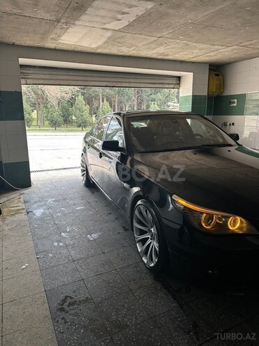 BMW 530-8