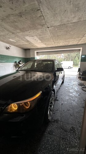 BMW 530-9