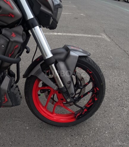 Bajaj Dominar 400-4