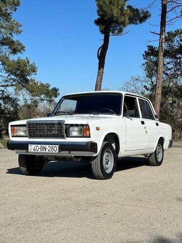 LADA (VAZ) 2107 2007, 133,000 km - 1.6 l - Quba