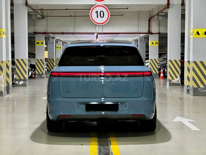 Li Auto L7-5
