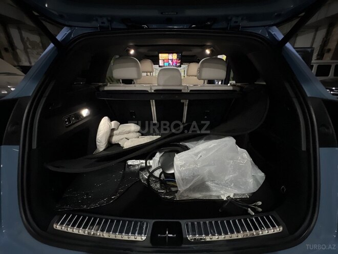 Li Auto L7-8