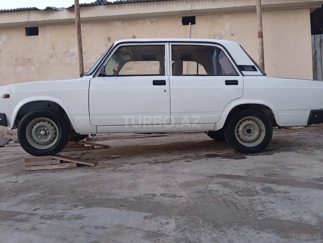 LADA (VAZ) 2107 2004, 36,000 km - 1.6 l - Sabirabad