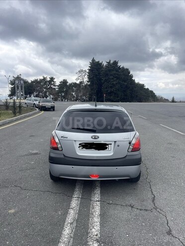 Kia Rio 2006, 375,248 km - 1.5 l - Qax